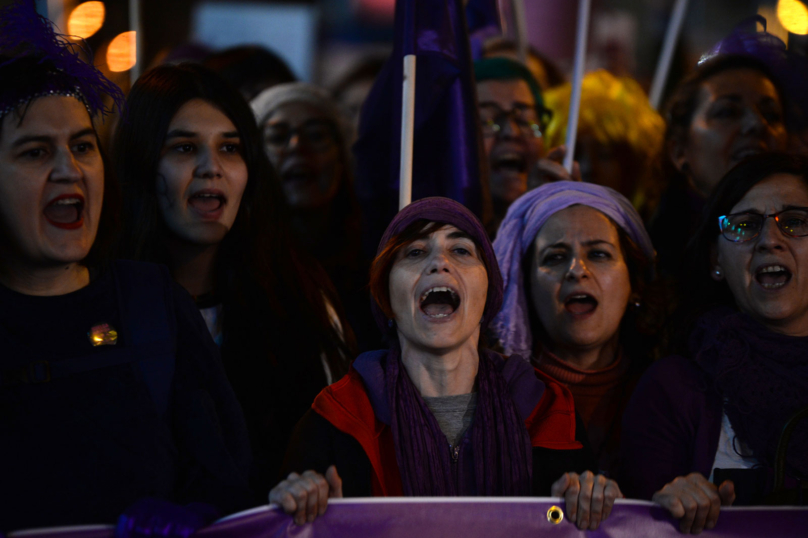 Pour le 8 mars, un raz-de-marée féministe dans les rues espagnoles