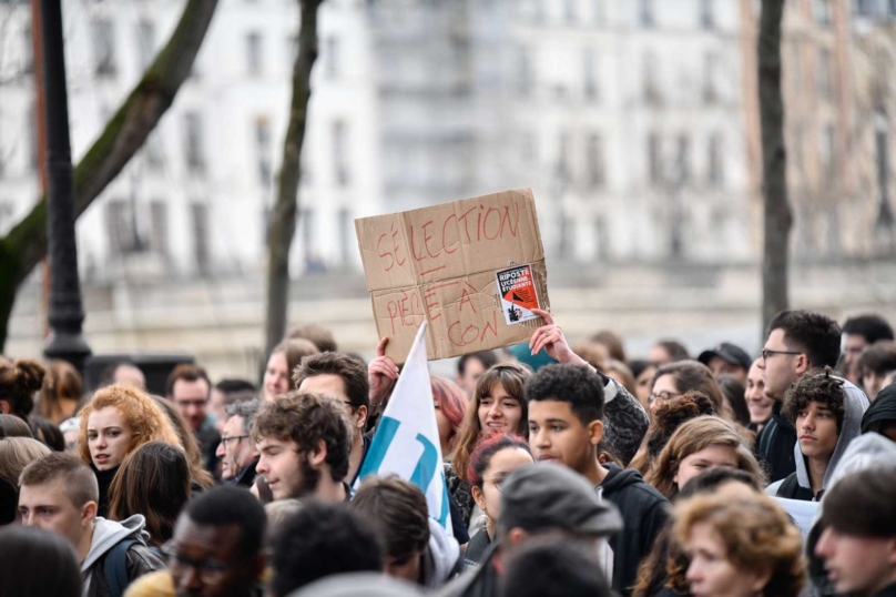 Des élèves sont-ils discriminés par Parcoursup selon leur lycée d’origine ?