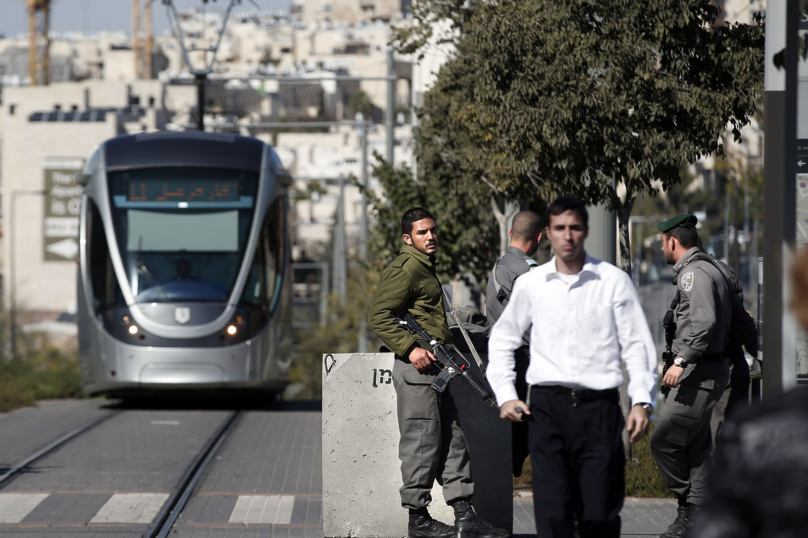 Jérusalem : trois entreprises françaises construisent le « tramway de la colonisation »