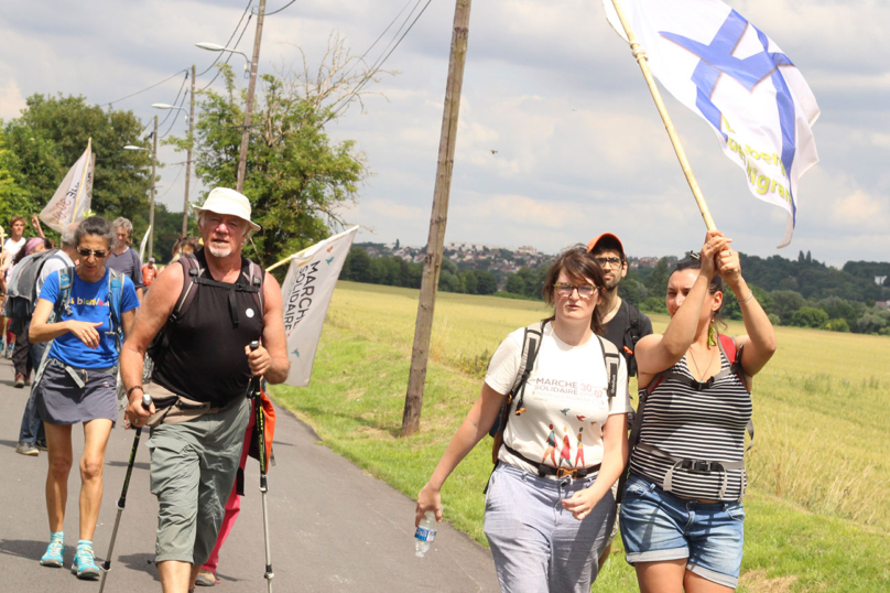 Marcher contre les frontières