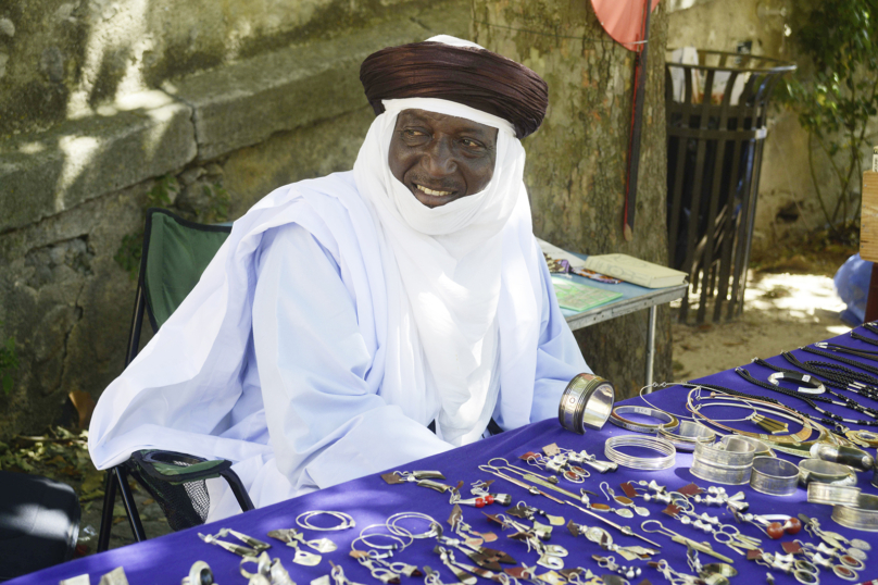 Le Touareg, les bijoux et l’école du désert