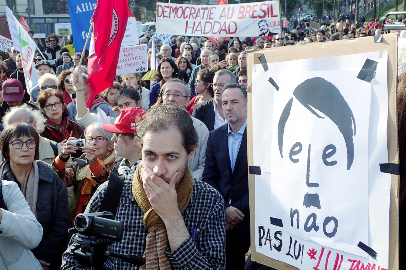 Brésil : Une démocratie au bord du gouffre