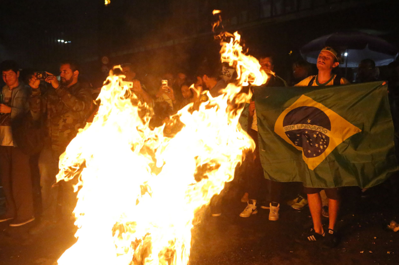 Bolsonaro : une catastophe qui dépasse le Brésil