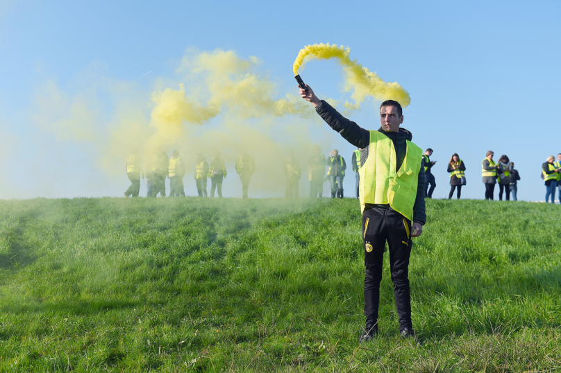 Gilets jaunes : Les insoumis en appui