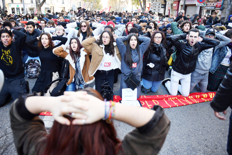 « Les jeunes agenouillés ont été inscrits au rang des humiliés de l’histoire »