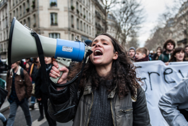 Les étudiants méfiants envers les syndicats traditionnels