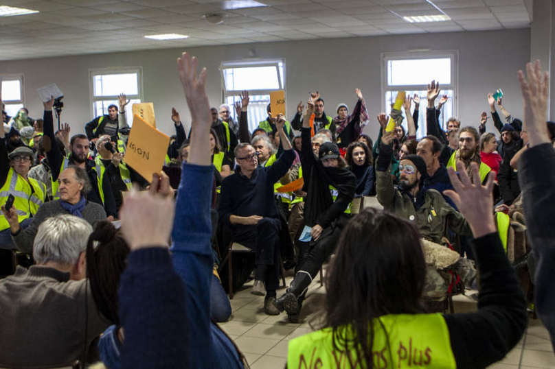 « Nous gilets jaunes des ronds-points… »