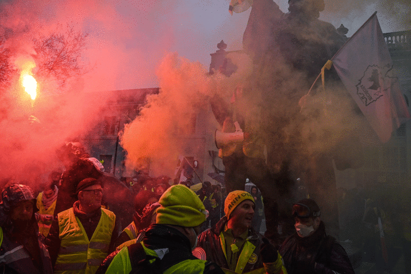 Valence en jaune, en masse et dans le calme