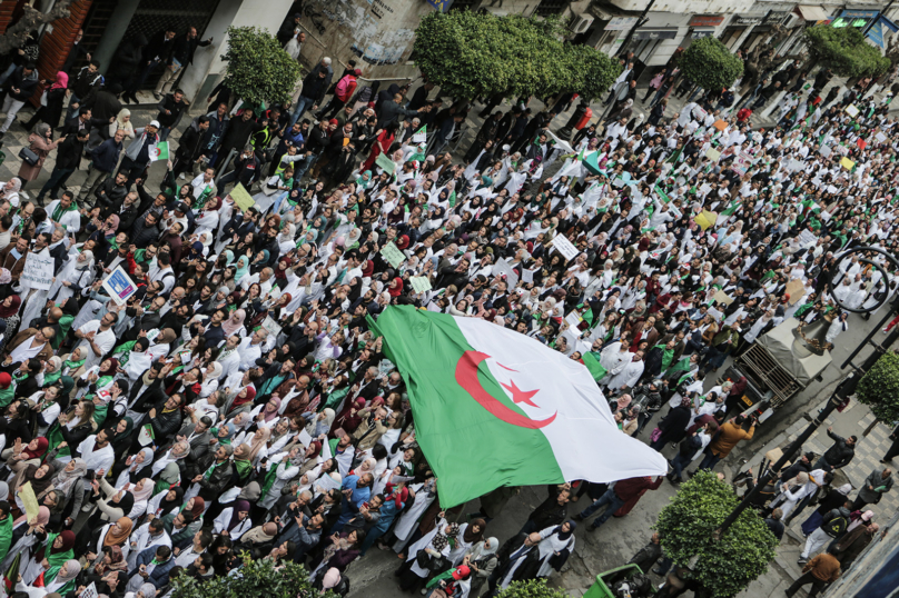 Lumière algérienne, ombre syrienne