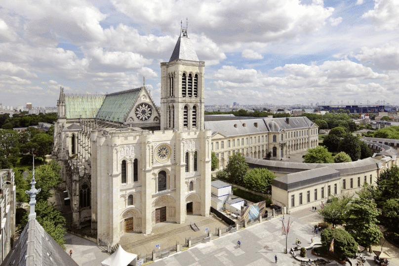 À Saint-Denis, la parente pauvre de Notre-Dame