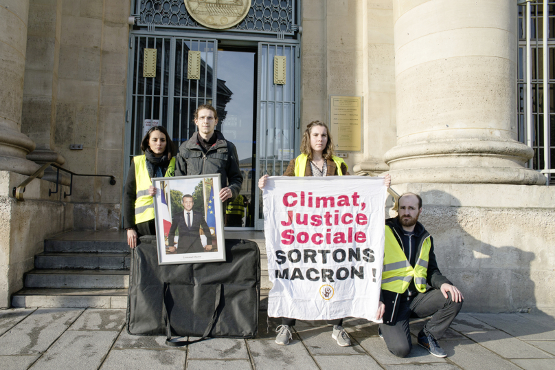 Désobéissance civile : ils se paient la tête de Macron