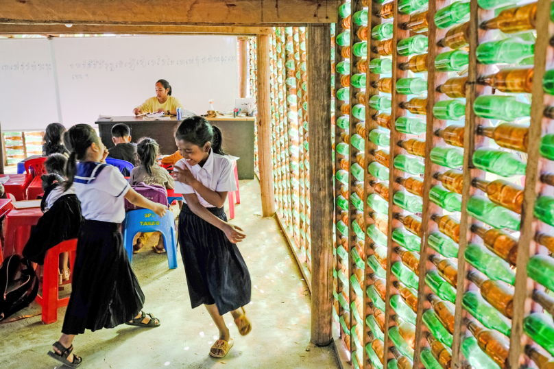 Au Cambodge, la jeunesse montre l’exemple