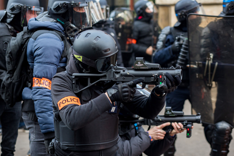 Quelles leçons tirer des manifestations récentes concernant la police ?