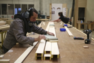 Bricoler avec ce que la nature propose plutôt que produire à la chaîne