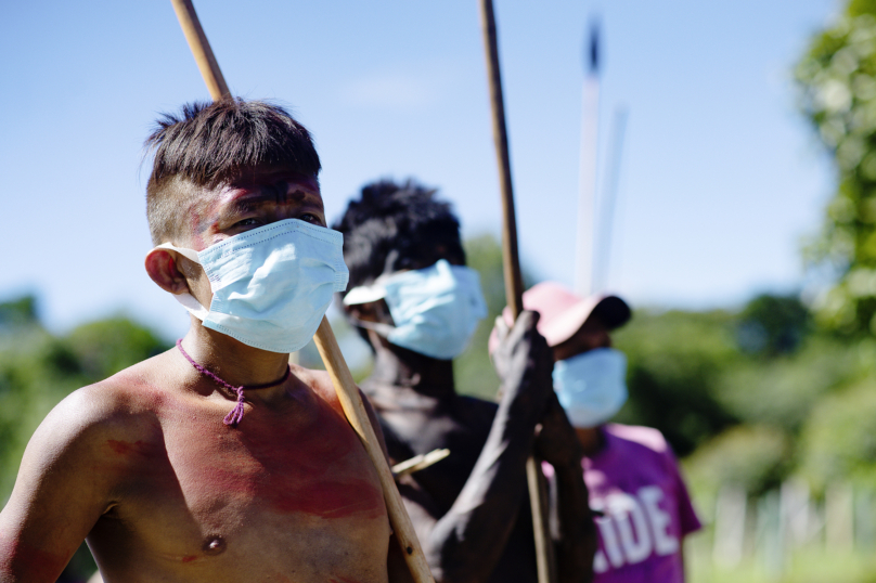 Bolsonaro accusé de génocide