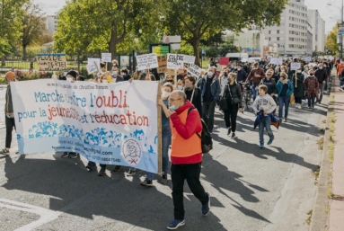 Un an après le suicide de Christine Renon, les directeurs d’école se sentent toujours abandonnés