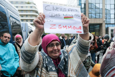 Chaînes d’info : « Du blanchiment de l’info sale »