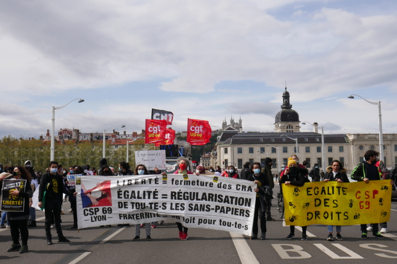 La contestation des centres de rétention administrative ne désarme pas