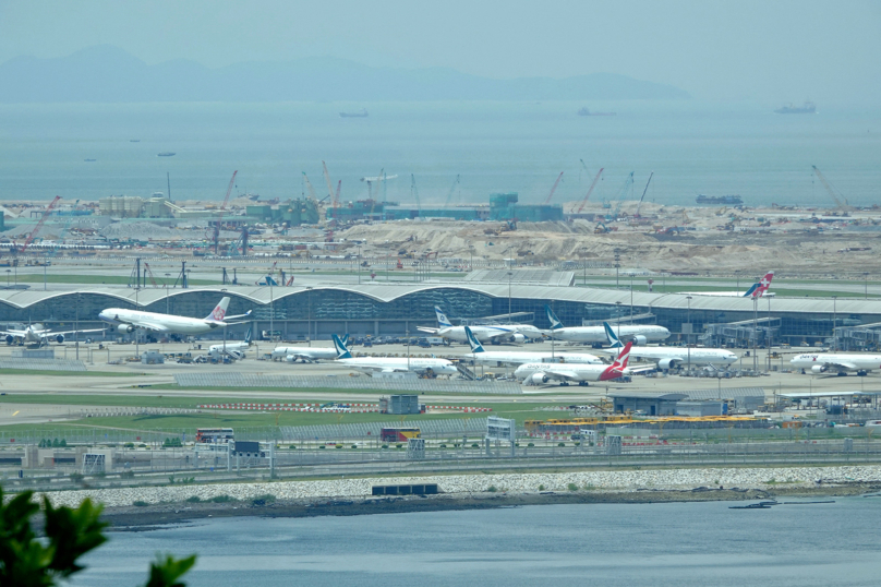 L’indécent greenwashing du financement de l’aéroport de Hong-Kong