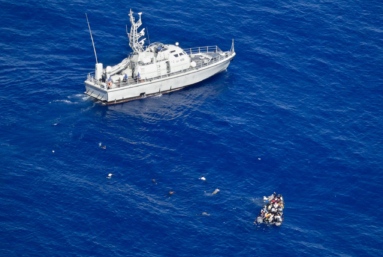 Entre Frontex et les ONG : la bataille du ciel