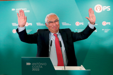 Portugal : Costa, un triomphe à la Mitterrand