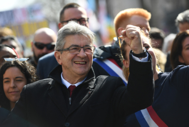 Mélenchon agrandit son trou de souris…