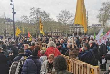 Les oubliés du droit au logement tentent de se faire entendre