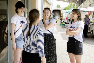 Trop jeunes pour voter, mais pas pour militer