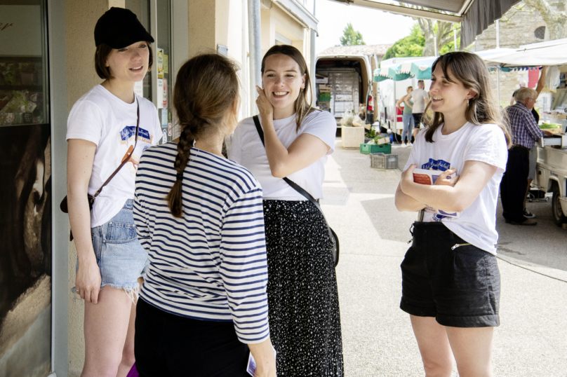 Trop jeunes pour voter, mais pas pour militer