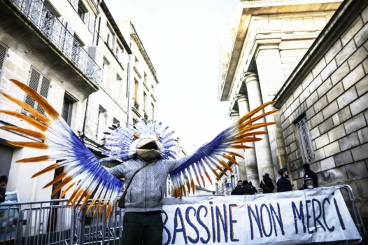 À Niort, le procès hautement politique des militants antibassines