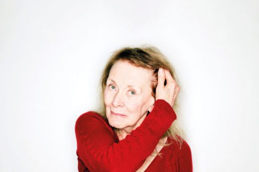 Annie Ernaux : « Je suis la récipiendaire d’un Nobel collectif »