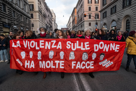 Droits des femmes et LGBT+ : la menace Meloni