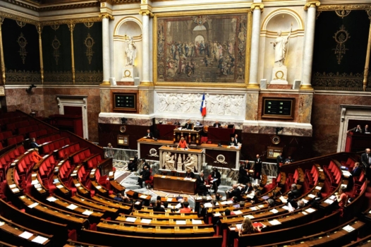 La Macronie fait ami-ami avec le RN