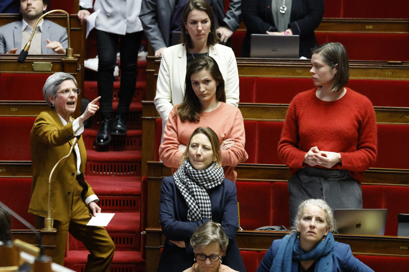 Retraites : notre comptage qui révèle le comportement sexiste des députés dans l’hémicycle