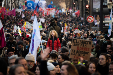 La dangereuse rhétorique d’Emmanuel Macron