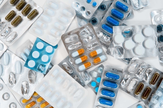Médicaments : un bien commun très convoité