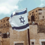 Israël : des militants antiguerre arrêtés