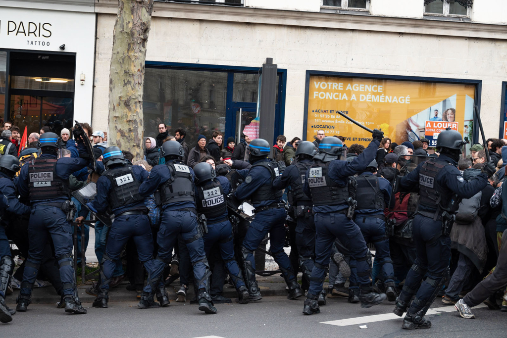 Manifestation contre la réforme des retraites à Paris, le 16 mars 2023.