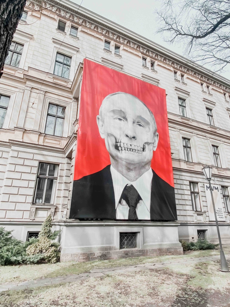 À quand l’arrestation de Poutine ? - POLITIS