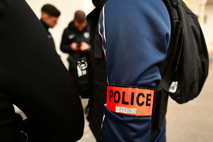 Six policiers violents en roue libre au tribunal