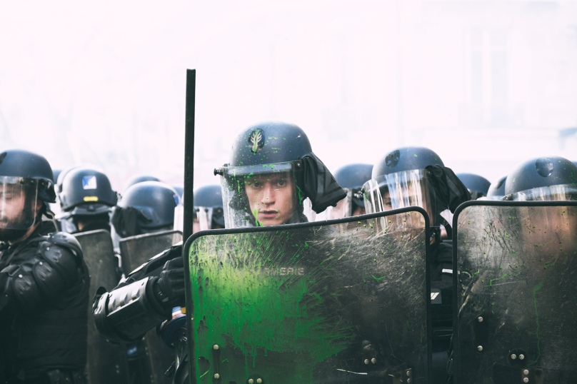 Manifester la peur au ventre