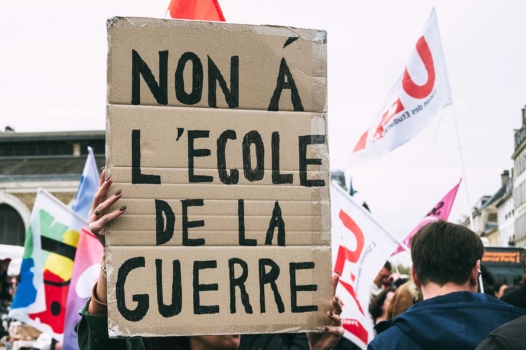 SNU : « Que nos enfants préparent la paix, pas la guerre ! »