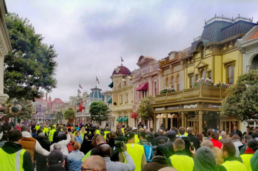 Grève à Disneyland Paris