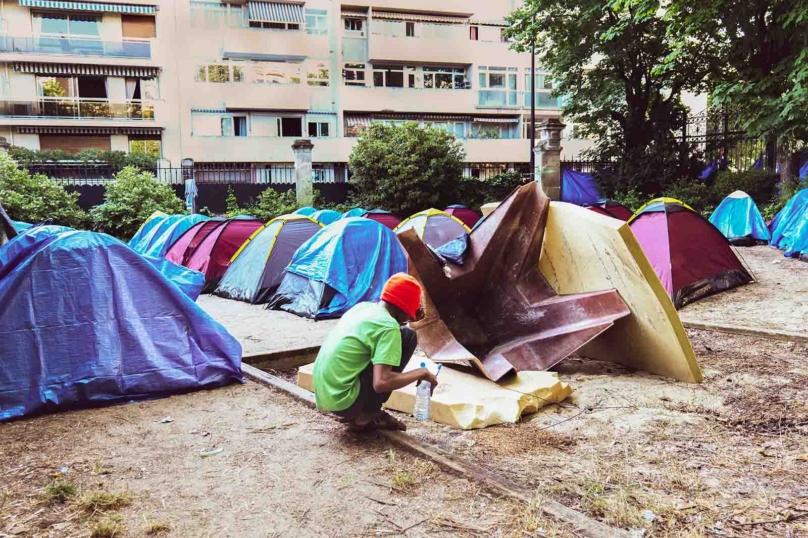 Rue Erlanger à Paris, 650 mineurs isolés et livrés à eux-mêmes