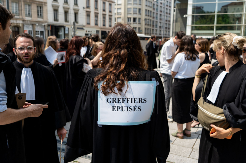 Justice : les greffiers en grève