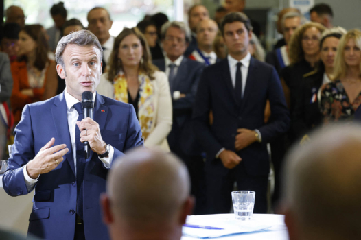 Lycées pros : dans l’ombre de la ministre, l’Élysée