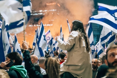 « Hors de question de manifester contre l’antisémitisme avec des racistes »