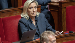 Contre le RN, les gauches pensent à leur riposte