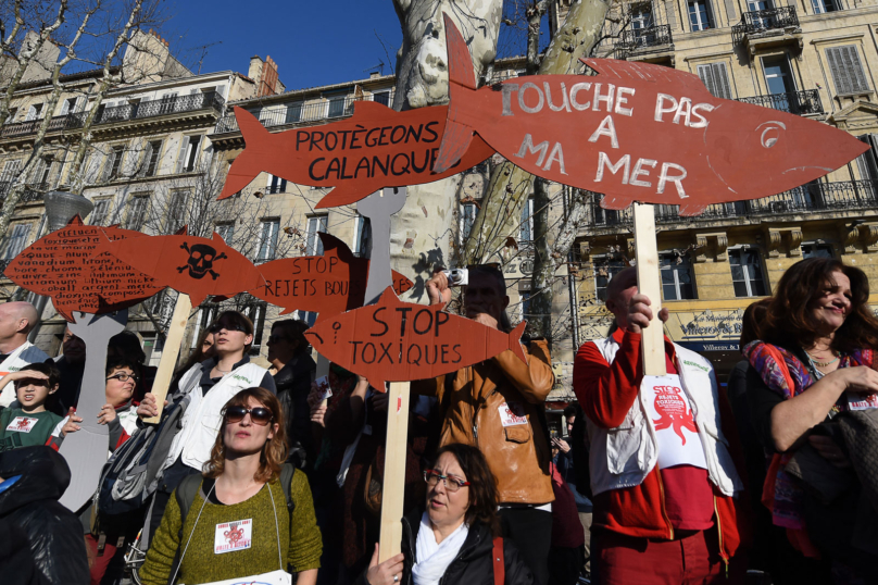 Boues rouges dans les calanques : l’entreprise Alteo mise en examen