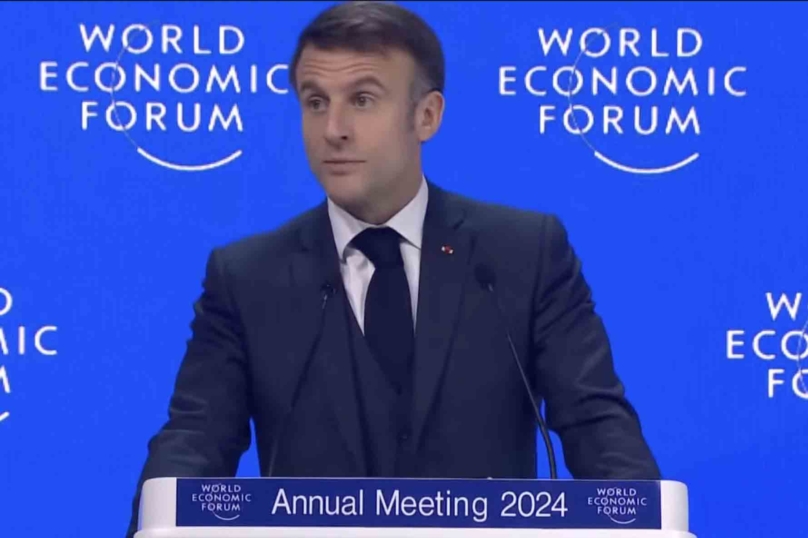 Le message décomplexé de Macron à Davos
